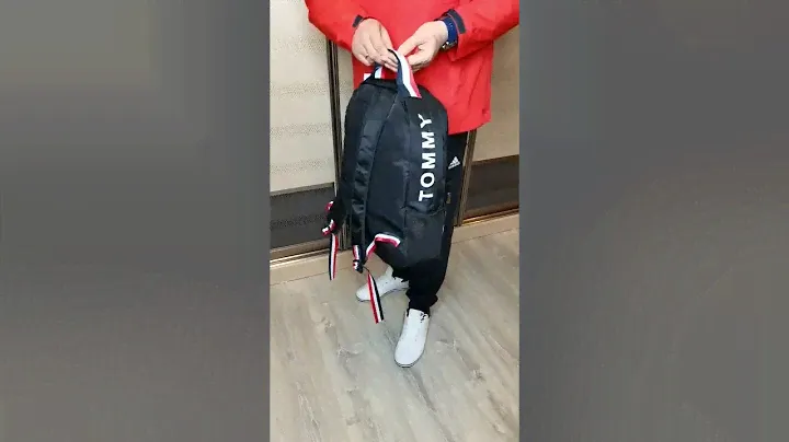 Рюкзак черный Tommy Hilfiger